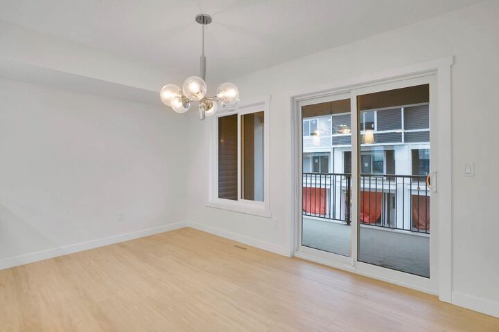 Property Photo: 186 Belmont Street SW AB T2X 5X5