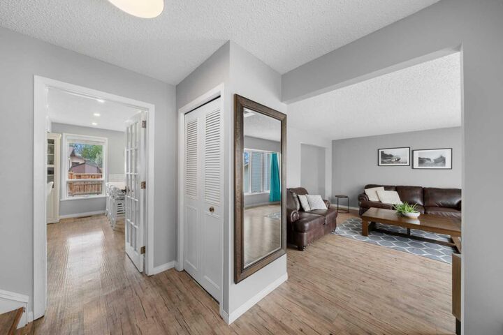 Property Photo: 38 Suntree Lane AB T0L 1T1
