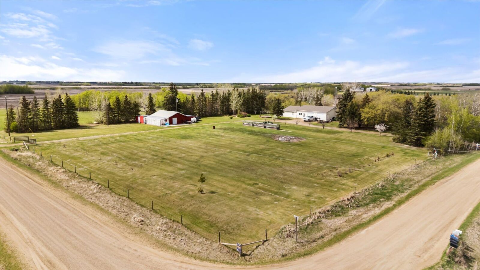 Property Photo: 47404 Range Road 184 AB T0B 3P0