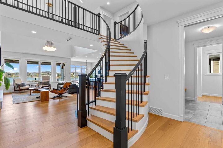 Property Photo:  137 Auburn Shores Landing SE  AB T3M 1T5 