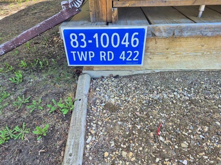 Property Photo:  10046 Township Road 422 83A  AB T0C 2J0 