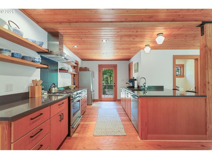 Property Photo: 62 Hamilton Ave WA 98651