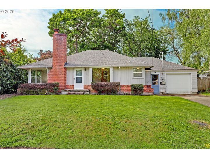 Property Photo: 11720 SW 11th St OR 97005