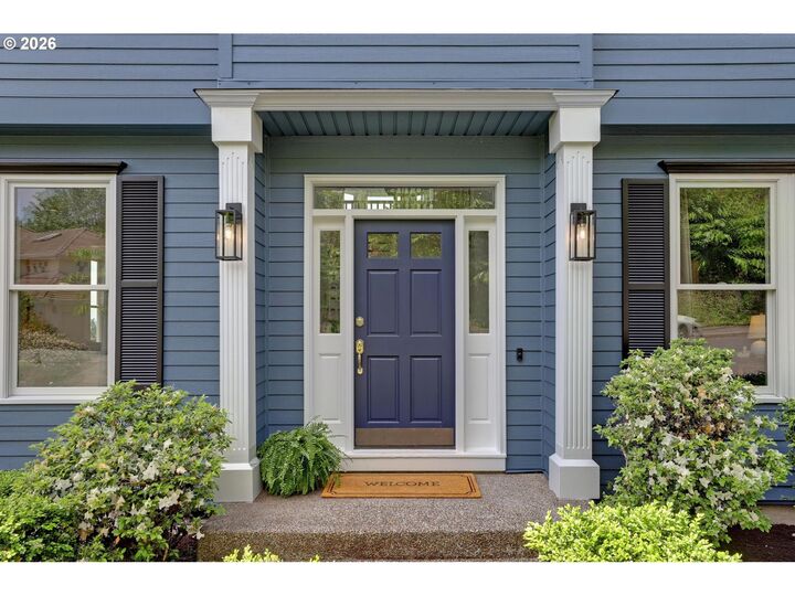 Property Photo: 9428 NW Hopedale Ct OR 97229