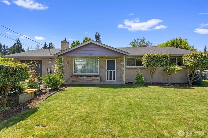 Property Photo:  21718  88th Avenue W  WA 98026 