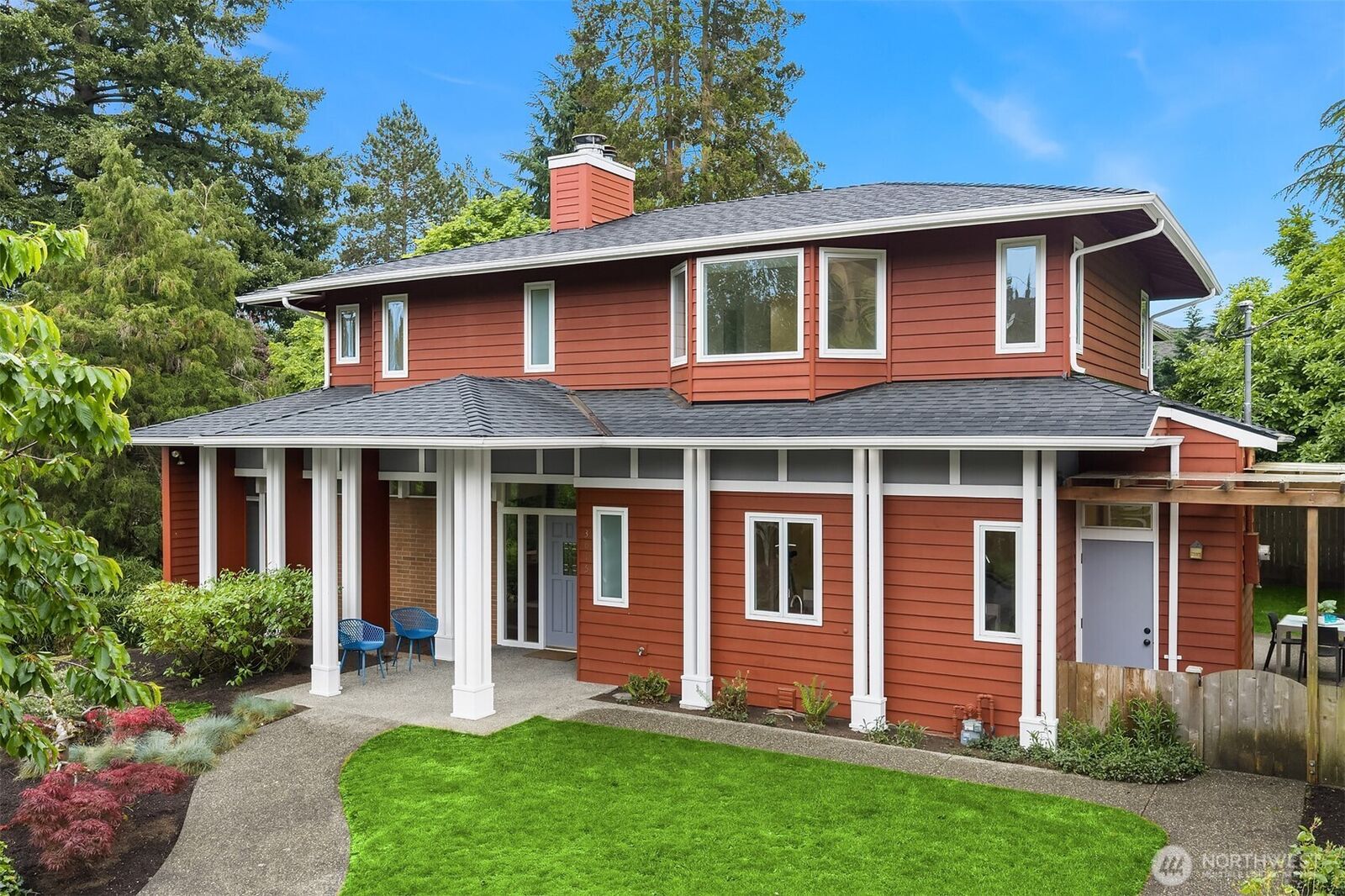 Property Photo: 3815 NE 60th Street WA 98115