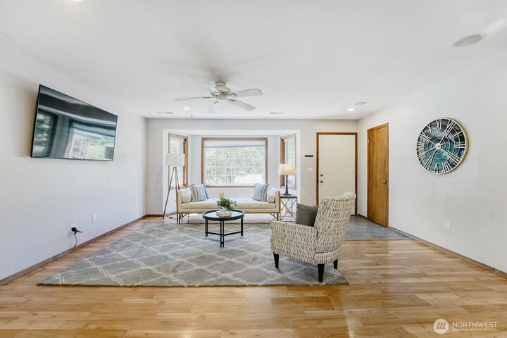 Property Photo: 23000 125th Avenue SE WA 98031