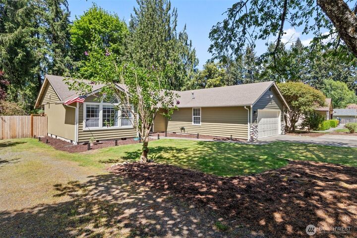 Property Photo: 5821 Winnwood Drive SE WA 98513