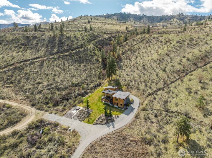 Property Photo: 111 Hawks Meadow Road WA 98816
