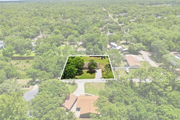 Property Photo:  5087 S Louise Point  FL 34446 