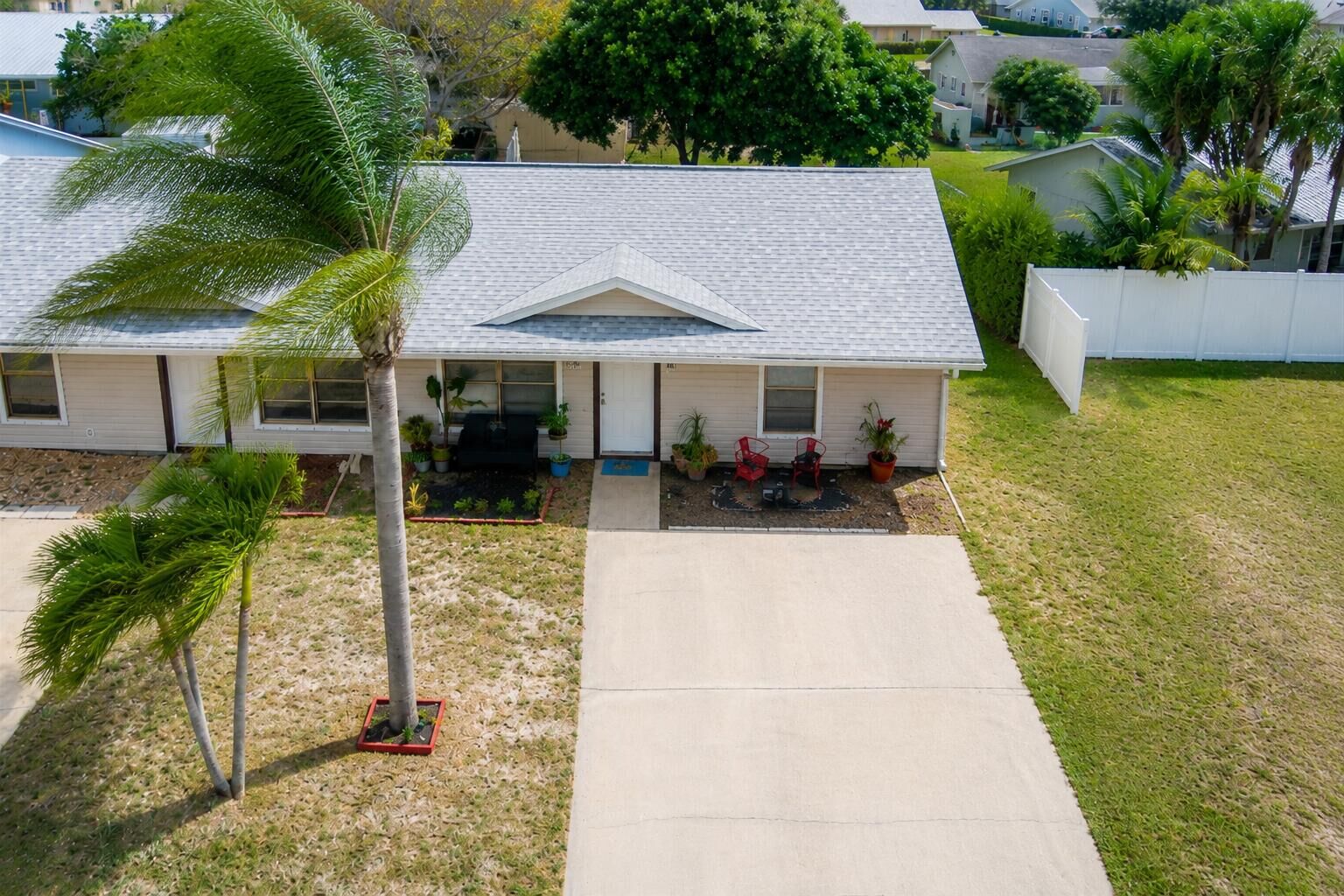 Property Photo: 8997 SE Sandy Lane FL 33455