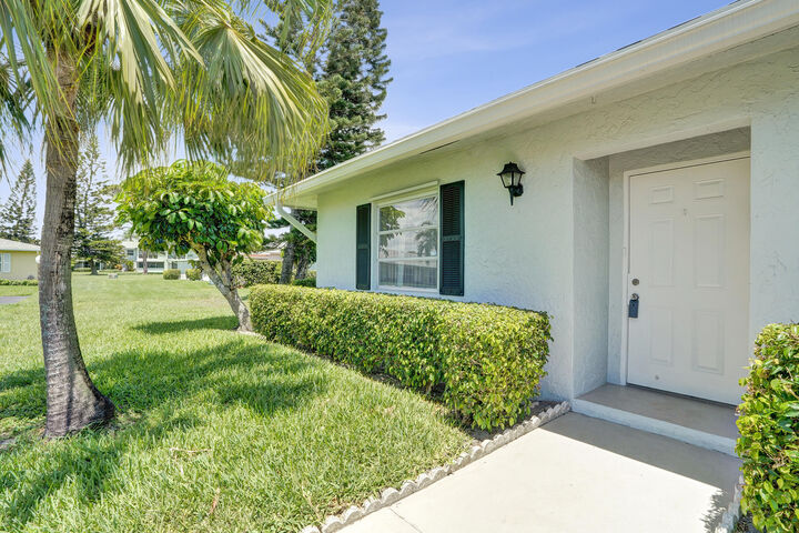 Property Photo:  2331 Croton Lane 101-A  FL 33445 