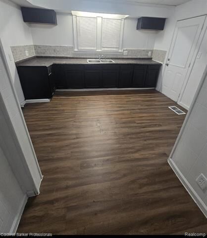 Property Photo:  11825 Rosemary Street N  MI 48213 