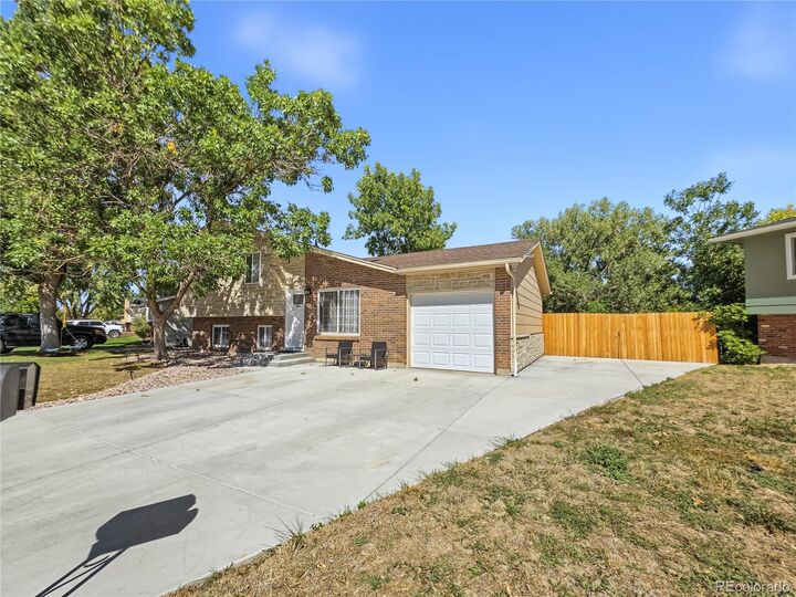 Property Photo:  4664 S Garland Way  CO 80123 