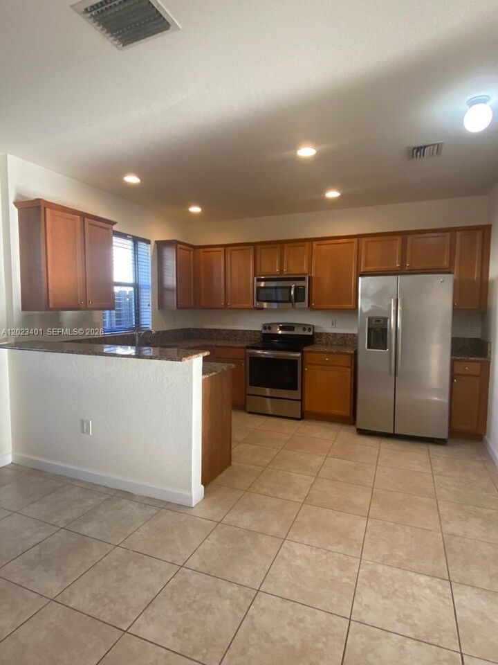 Property Photo: 17341 SW 153rd Ct 17341 FL 33187