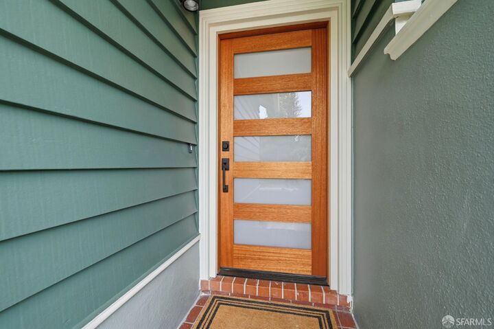 Property Photo: 83 Parkside Avenue CA 94015