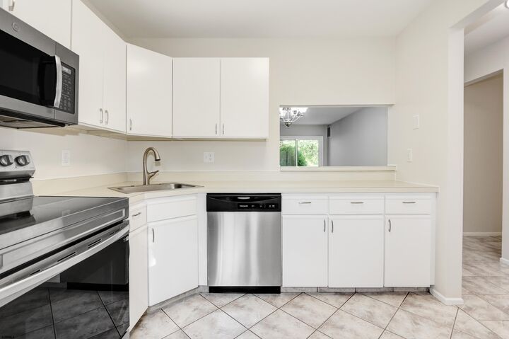 Property Photo:  2805 Canyon Ct 1007  NJ 08330 