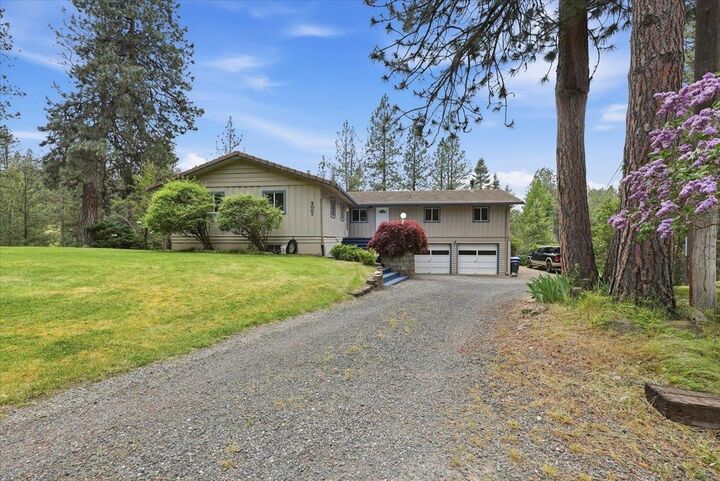 Property Photo: 5007 S Mohawk Dr WA 99206