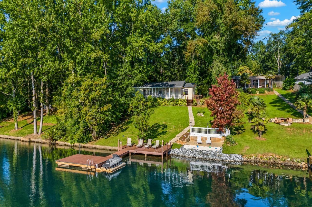 Property Photo: 151 Wendy Lane SC 29349