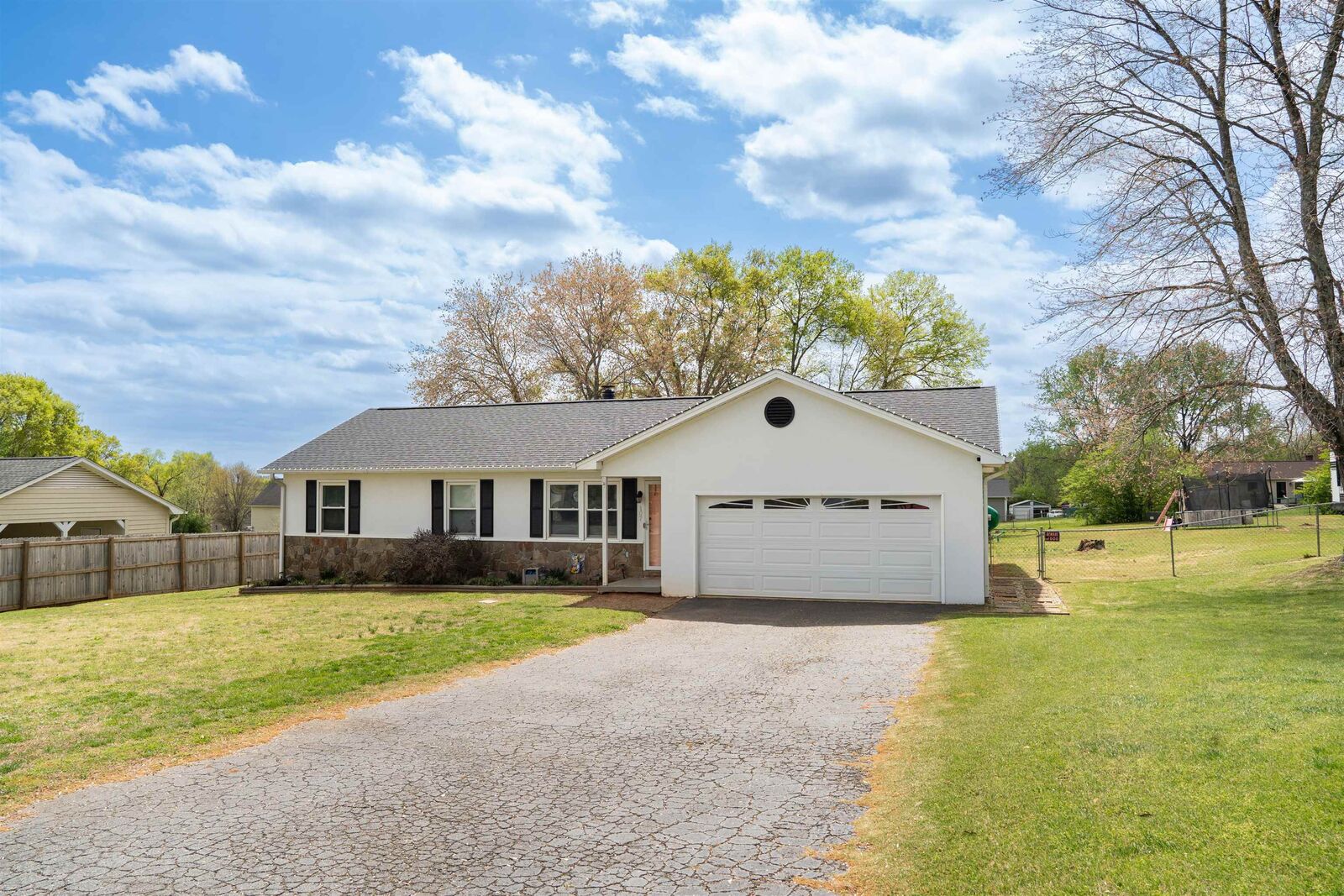 Property Photo: 107 Cauthen Court SC 29369