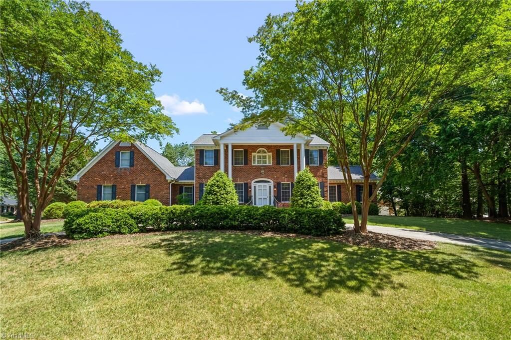 Property Photo:  1700 Farnsworth Court  NC 27262 
