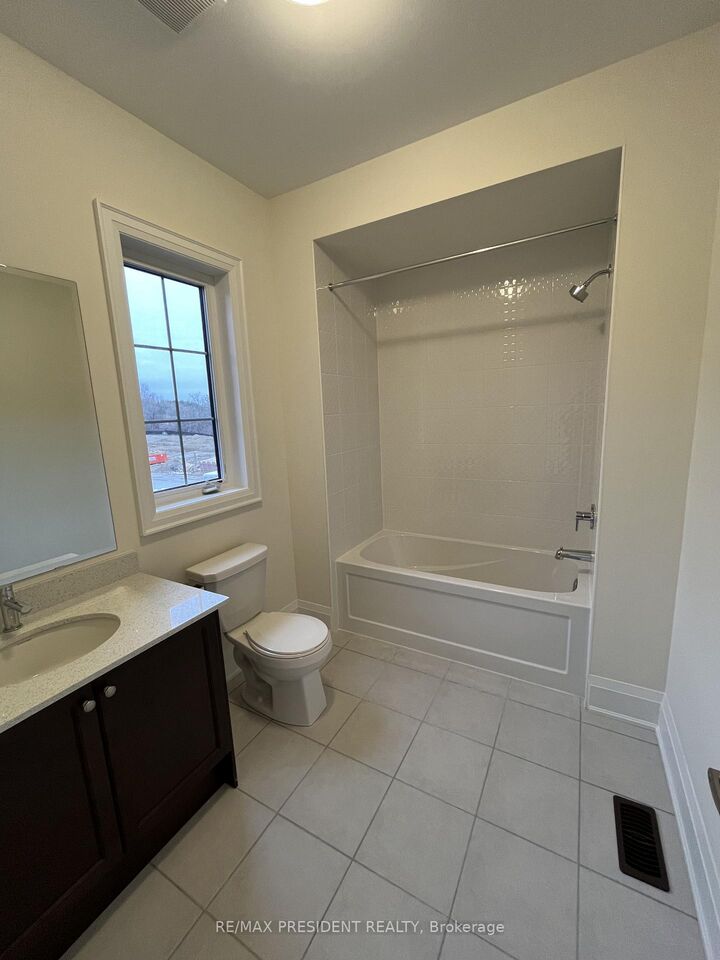 Property Photo: 130 Wraggs Road ON L3Z 4N2