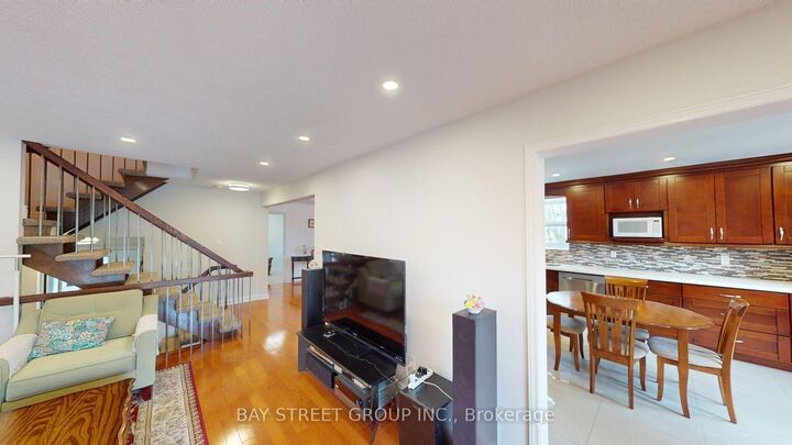 Property Photo: 2 Morning Glory Way ON M2H 3M2