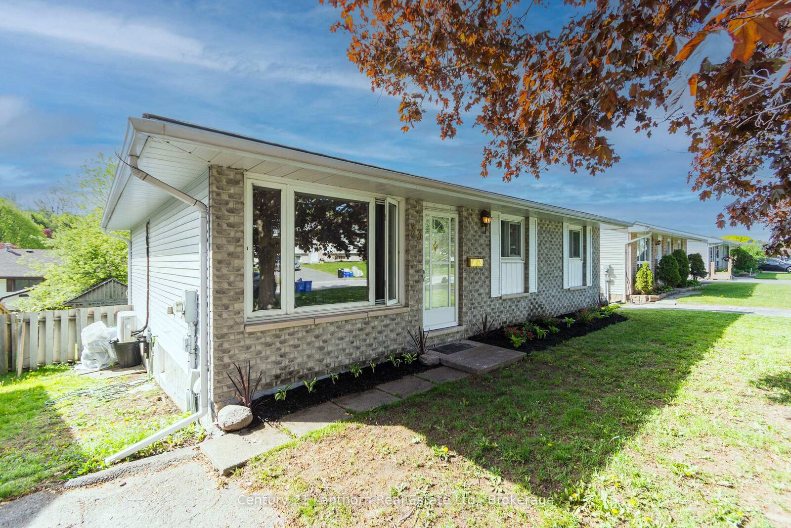 Property Photo: 33 Van Alstine Drive ON K8V 6K8