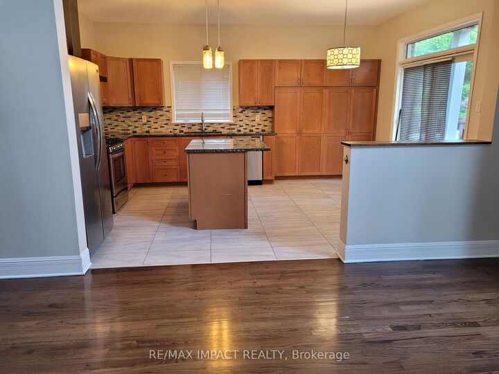 Property Photo: 20 Remembrance Crescent ON K1G 6N4