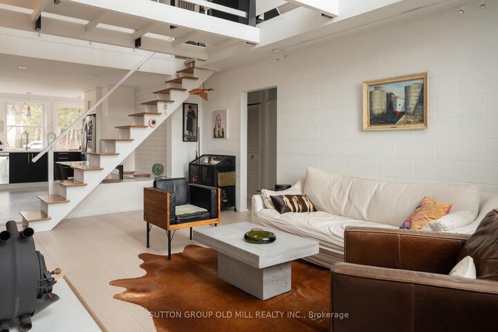 Property Photo: 25 Lakeshore Road W ON L3K 2S2