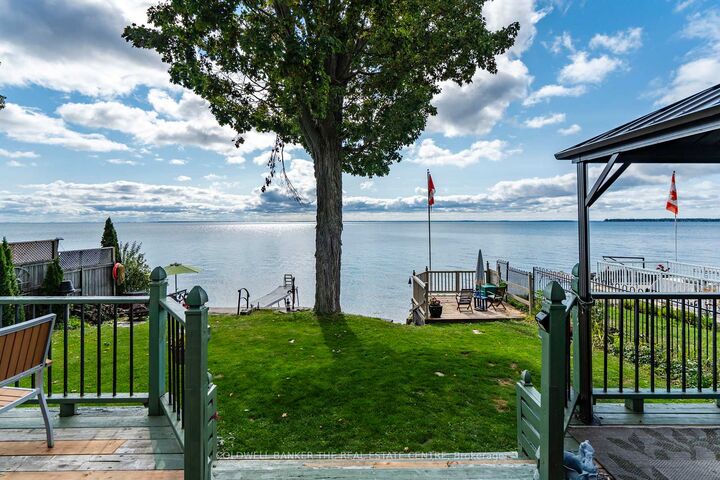Property Photo: 115 Lakeshore Road W ON L0L 2E0
