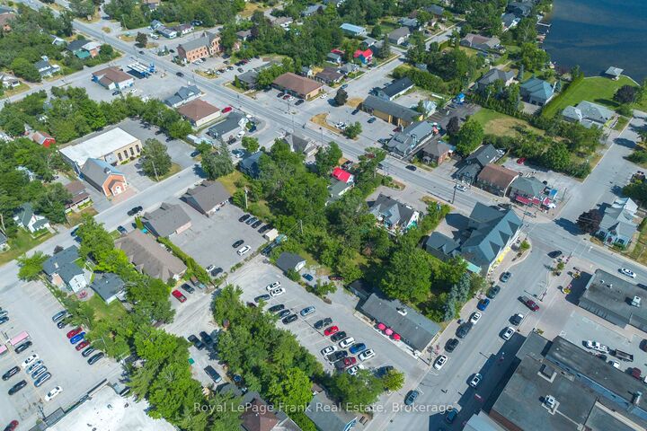 Property Photo: 84 Bolton And William Street ON K0M 1A0
