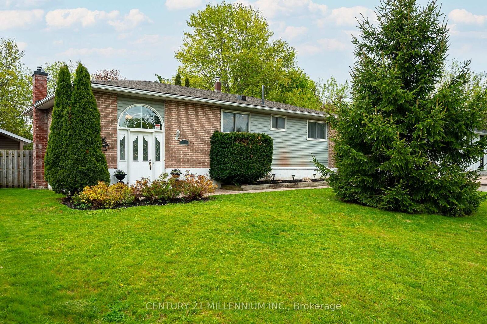Photo de la propriété: 13 Ellen Crescent ON N0B 1Z0