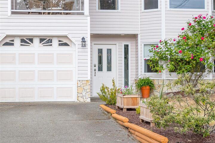 Property Photo:  8144 Arthur St  BC  