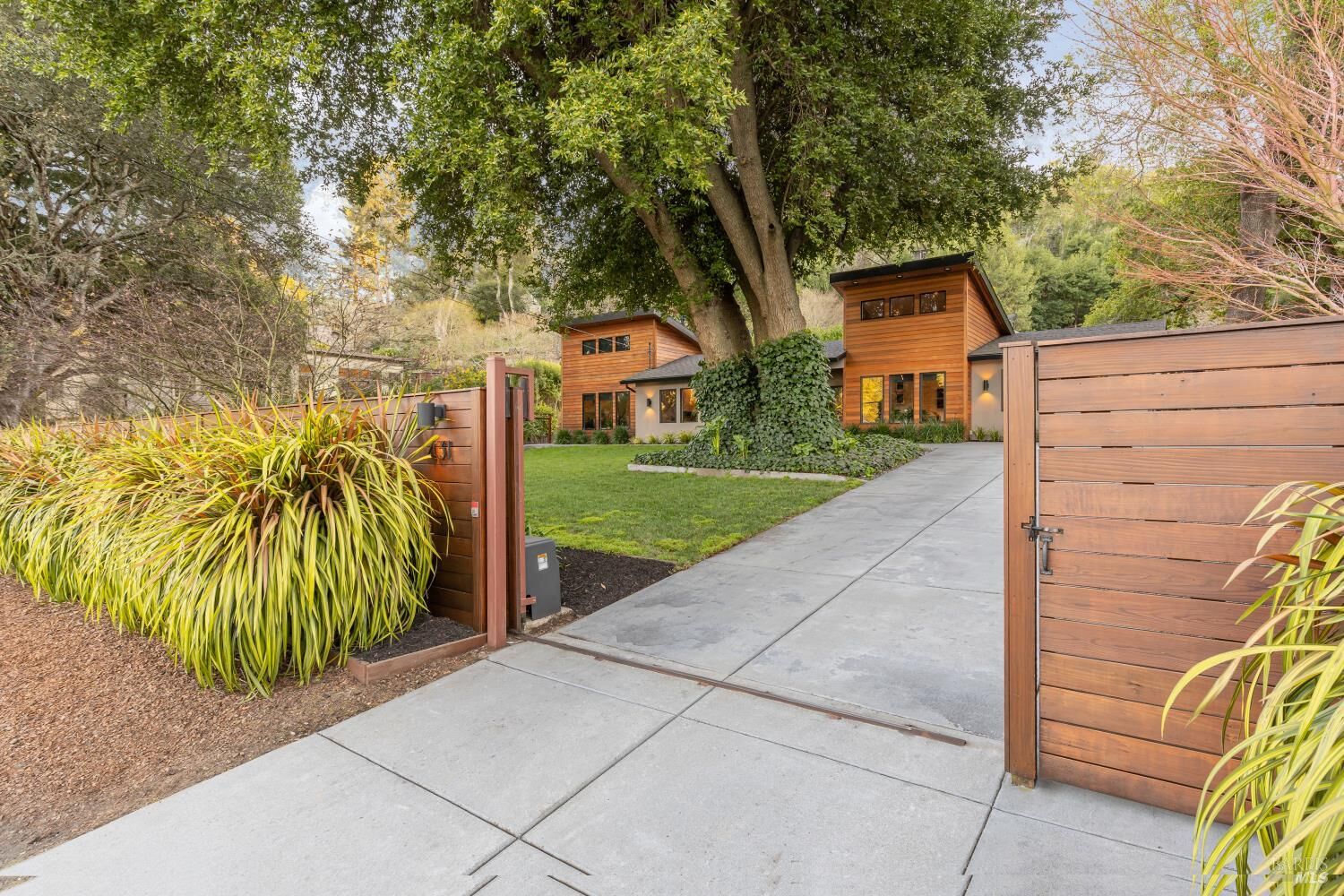Property Photo: 431 Marin Avenue CA 94941