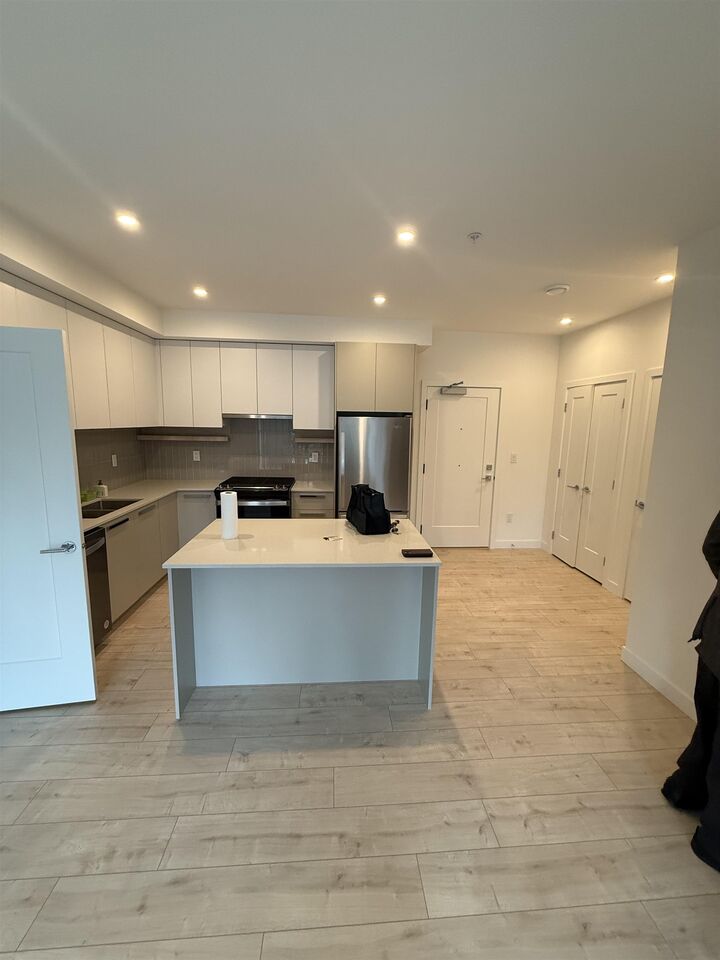 13788 76 Avenue 306 — photo 1