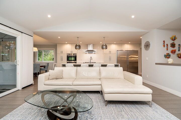 Property Photo: 2140 127A Street BC V4A 3S9