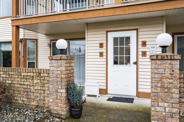 Property Photo:  2456 Ware Street 14  BC V2S 3E1 