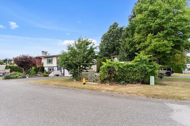Property Photo: 45305 Paisley Avenue BC V2P 7B4