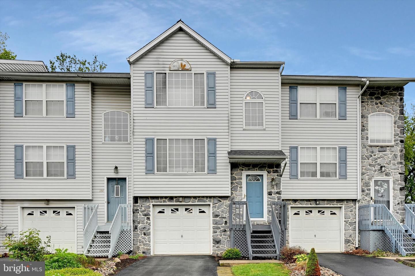 Property Photo:  186 Riders Way  PA 17042 