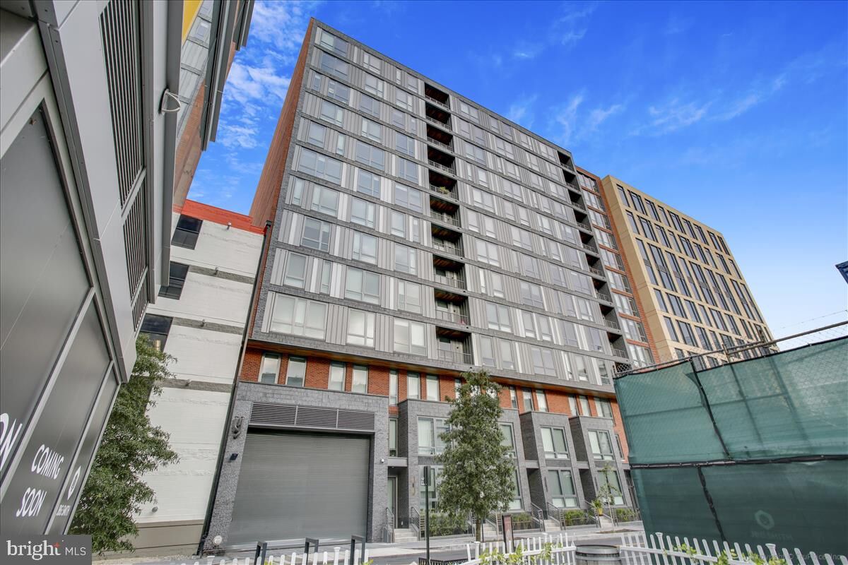 Property Photo: 1211 Van Street SE 602 DC 20003