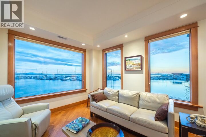 Property Photo:  9949 Third Street 101  BC V8L 3B1 