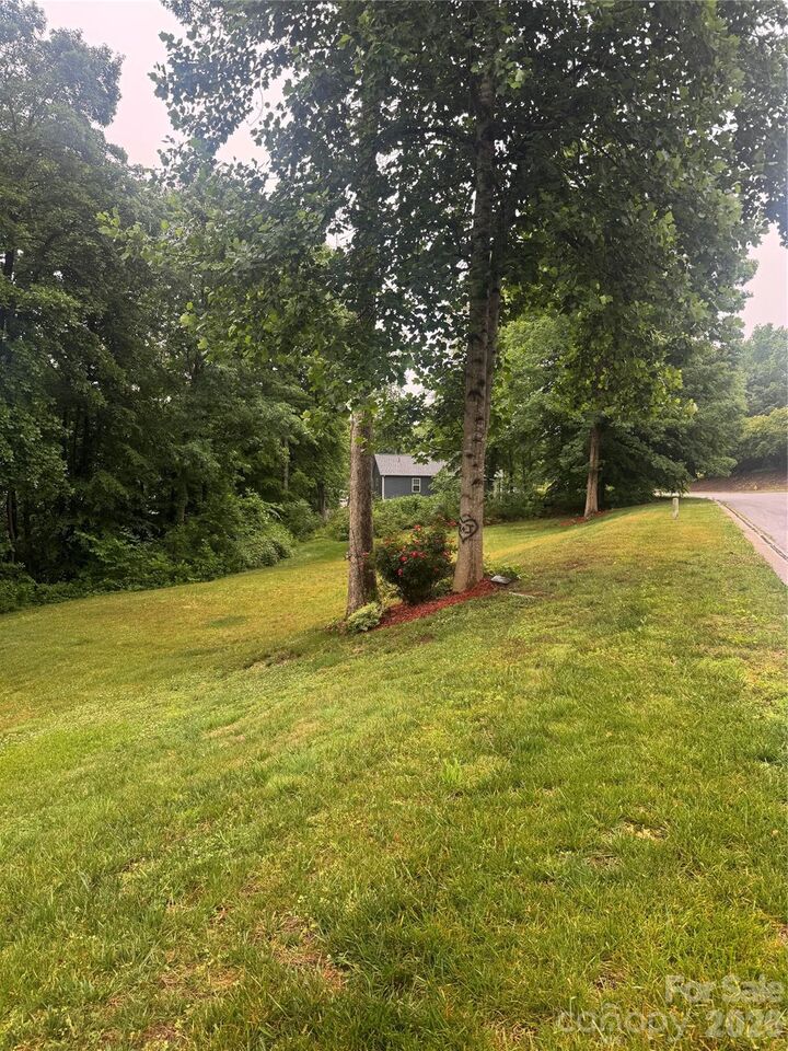 Property Photo: 000 Meadow Glen Drive 115 NC 28166