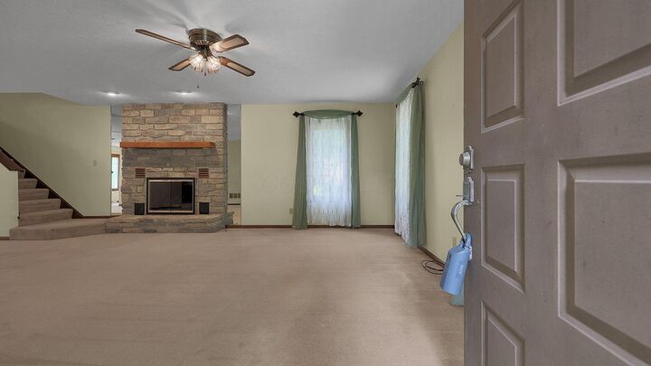 Property Photo:  9200 Knoll Drive  OH 43021 