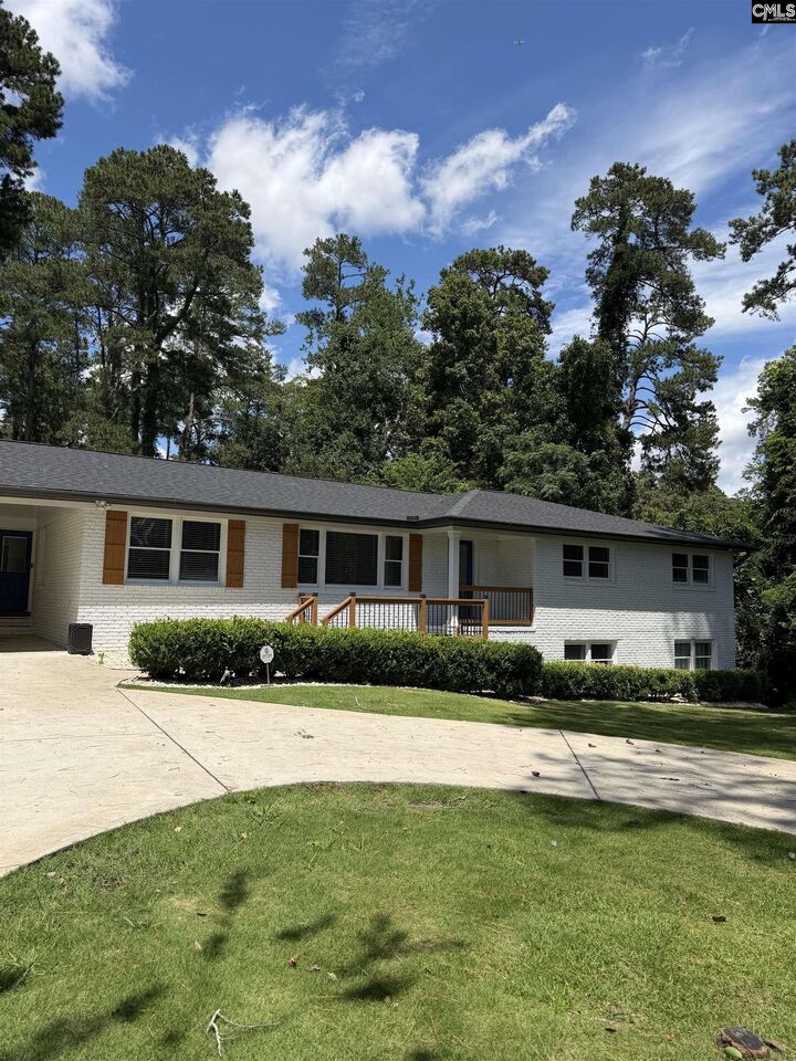Property Photo:  3933 Rockbridge  SC 29206 