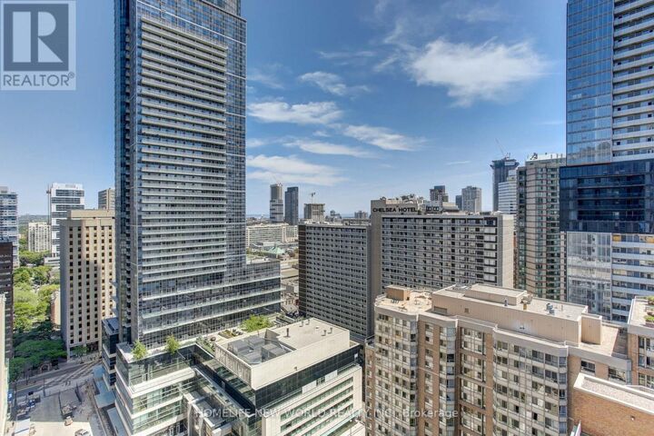 Property Photo:  761 Bay Street 3305  ON M5G 2R2 