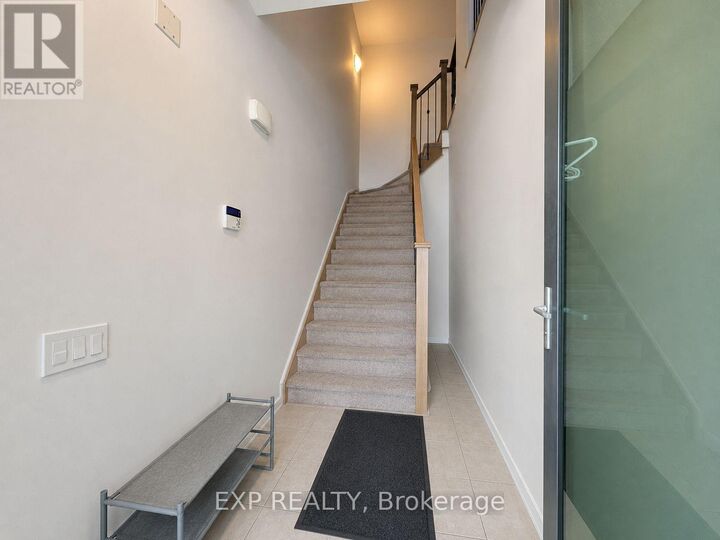 Property Photo: 5162 Yonge Street Th 10 ON M2N 0E9