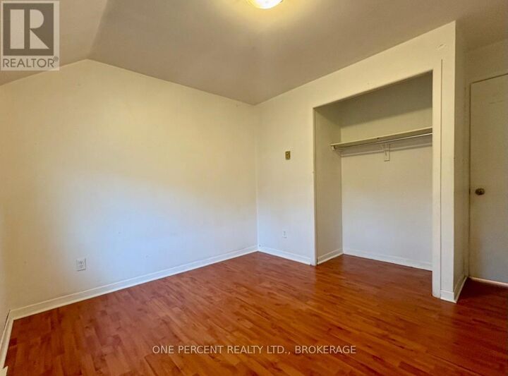 Property Photo:  382 Earl Street 3  ON K7L 2J5 