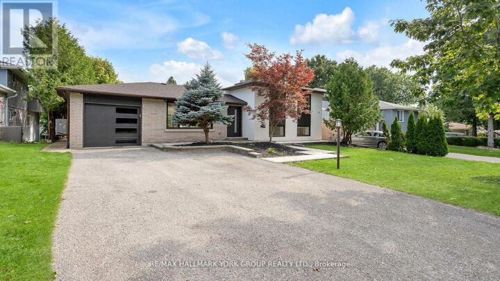 Property Photo:  1000 Lemar Road Main Fl  ON L3Y 1S1 