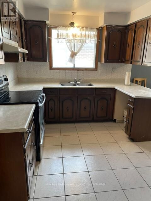 Property Photo:  112 Anthia Drive West  ON M9L 1K8 